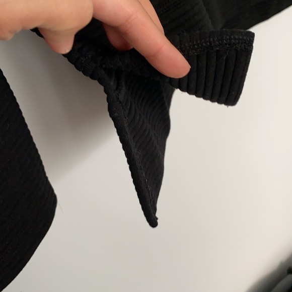 JoeFresh Black Long Sleeve Women Active Tee - Picture 3 of 8